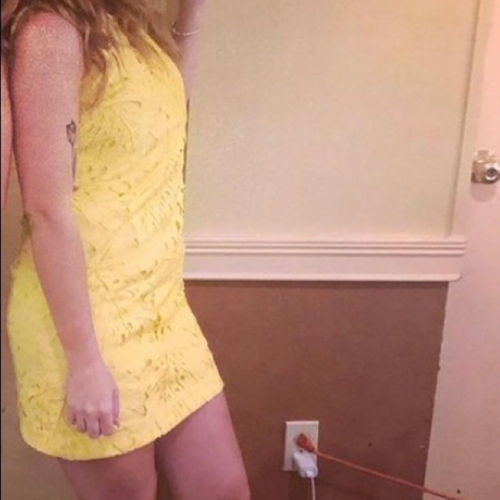 Banana republic size 6 yellow dress